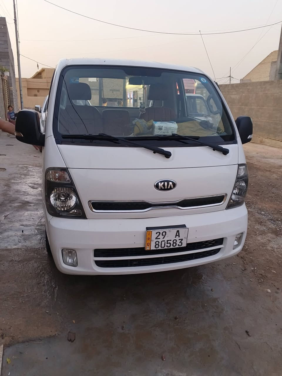 كيه حمل 2700 موديل 2019 رقم واسط انكليزي مكفوله بس مكينه مجفته جديد السعر 115 سياره بسمي العنوان مدينه الصدر 
رقم الهاتف ***********
