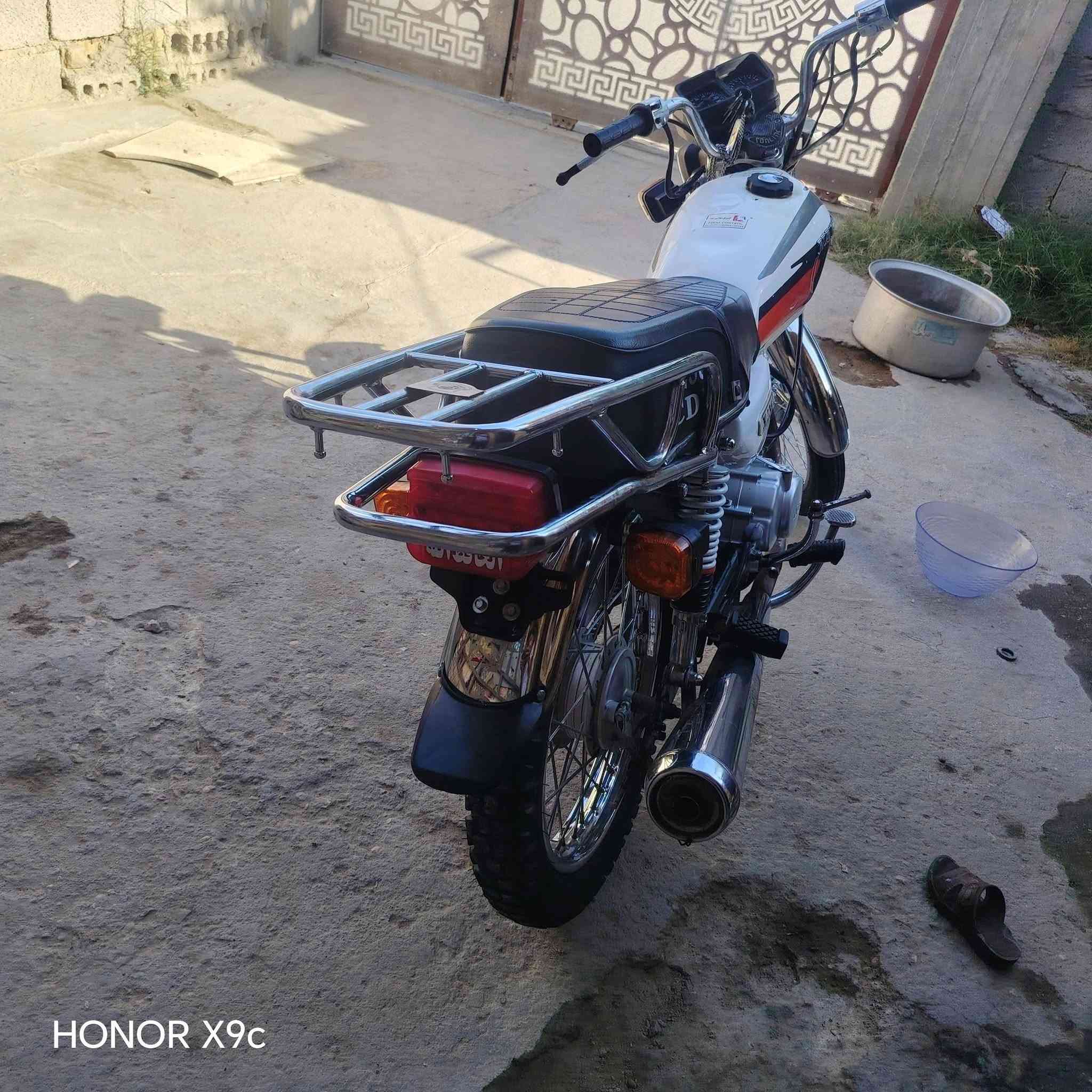 السلام عليكم شباب دراجة للبيع اربعة گير نامة امتياز مديل 24 اوراق مكاني كربلاء طويريج الخيرات المحكمة السعر 550وبيهة مجال قليل حگ الجية رقم ***********بي واتساب

