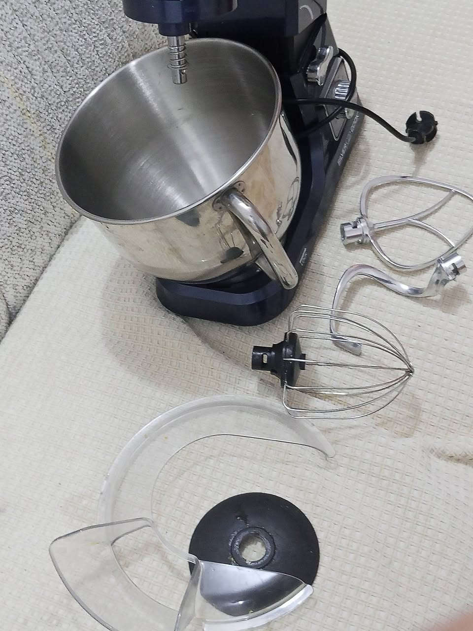 عجانه للبيع نوعيه SILVER&COOK نوعيه معروفة بل سوك حجم الحوض 6لتر إستعمال قليل جدا امانه الله ورسوله السعر 60 مع كامل الملحقات
العنوان المقدادية-شهربان-حي المعلمين 
الرقم 
‏‪***********‬‏

