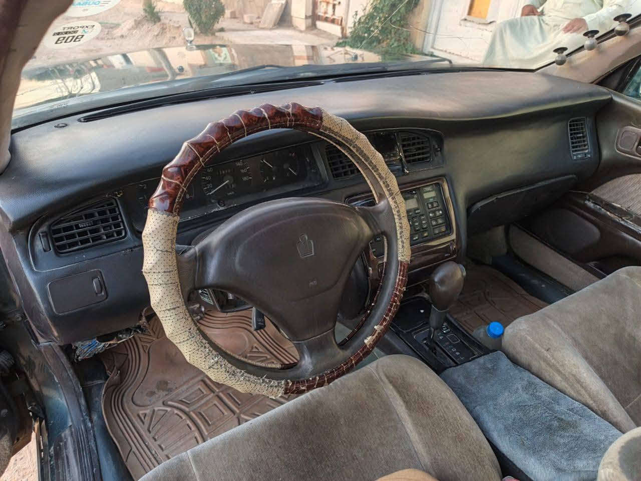مرخصت ابو كروب سياره بطه للبيع متصل مديل ٩١ رقم نجف نكليزي تحويل ثاني يوم سياره حلوه بس مكينته دك دوانز تخم تيار كهربائيات شغاله سعره ٤٥ وبيه مجال مكاني نجف حولي خلف ملعب النجف هذا رقمي ***********
