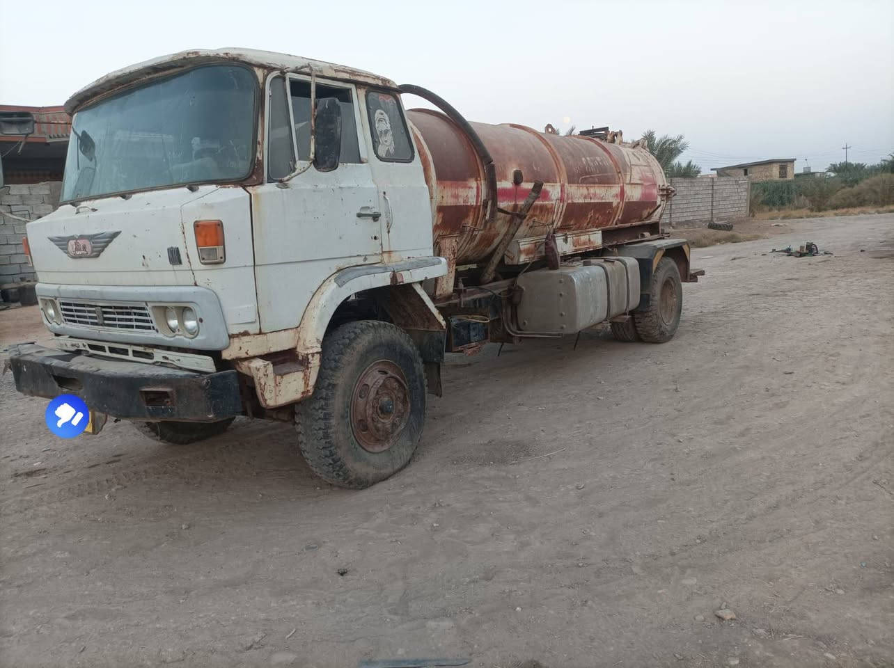 هينو تنكر موديل 80 كير جديد محرك جديد مضخة شغالة ما ناقصة اي شي رقم بغداد سنوية عضم عاج تحويل مباشر، مكلف بالنشر اتصل *********** ..***********
