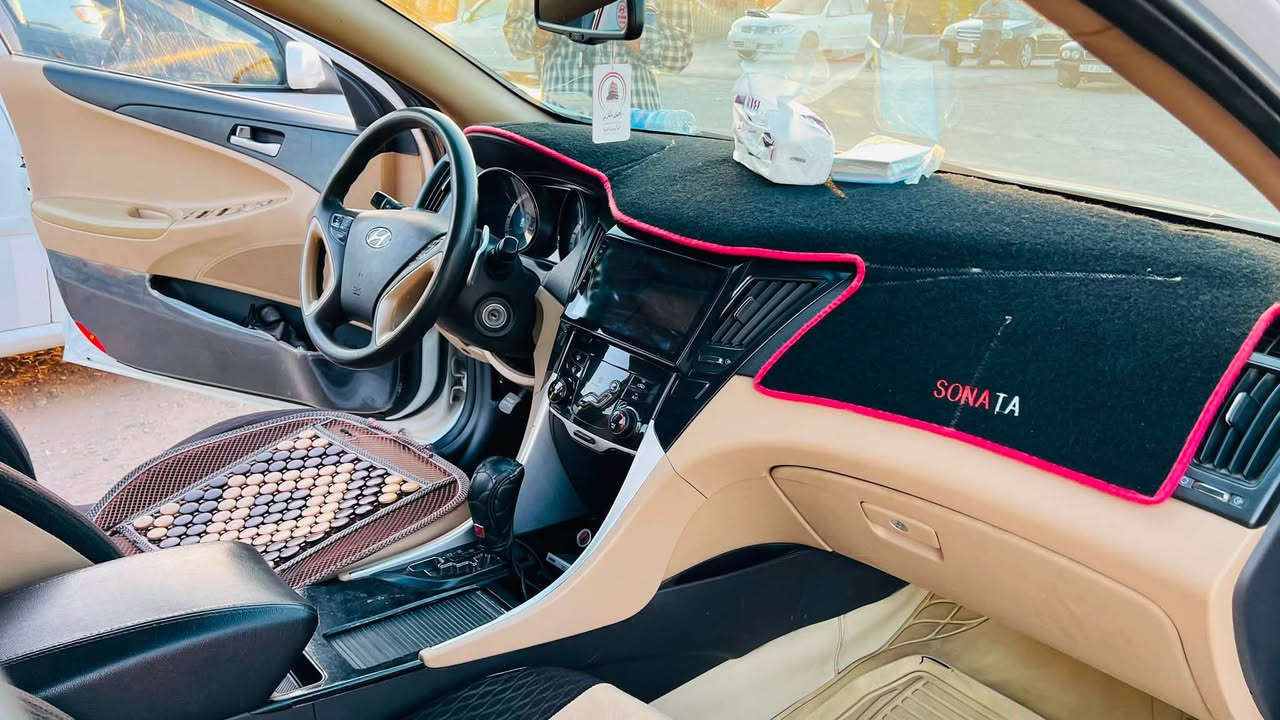 سوناتا ٢٠١٣ خليجي السعر 118$وبيهة مجال
مكفول حته من البارد والصبغ 
مكينه ٢٤٠٠ دوش
ماشية ١٩٠
صدر جديد 
تبريد قطعتين 
شاشه 
كشن كهرباء 
مري شفط 
سياره خير من الله نضيفه كلش مال بيت
***********
