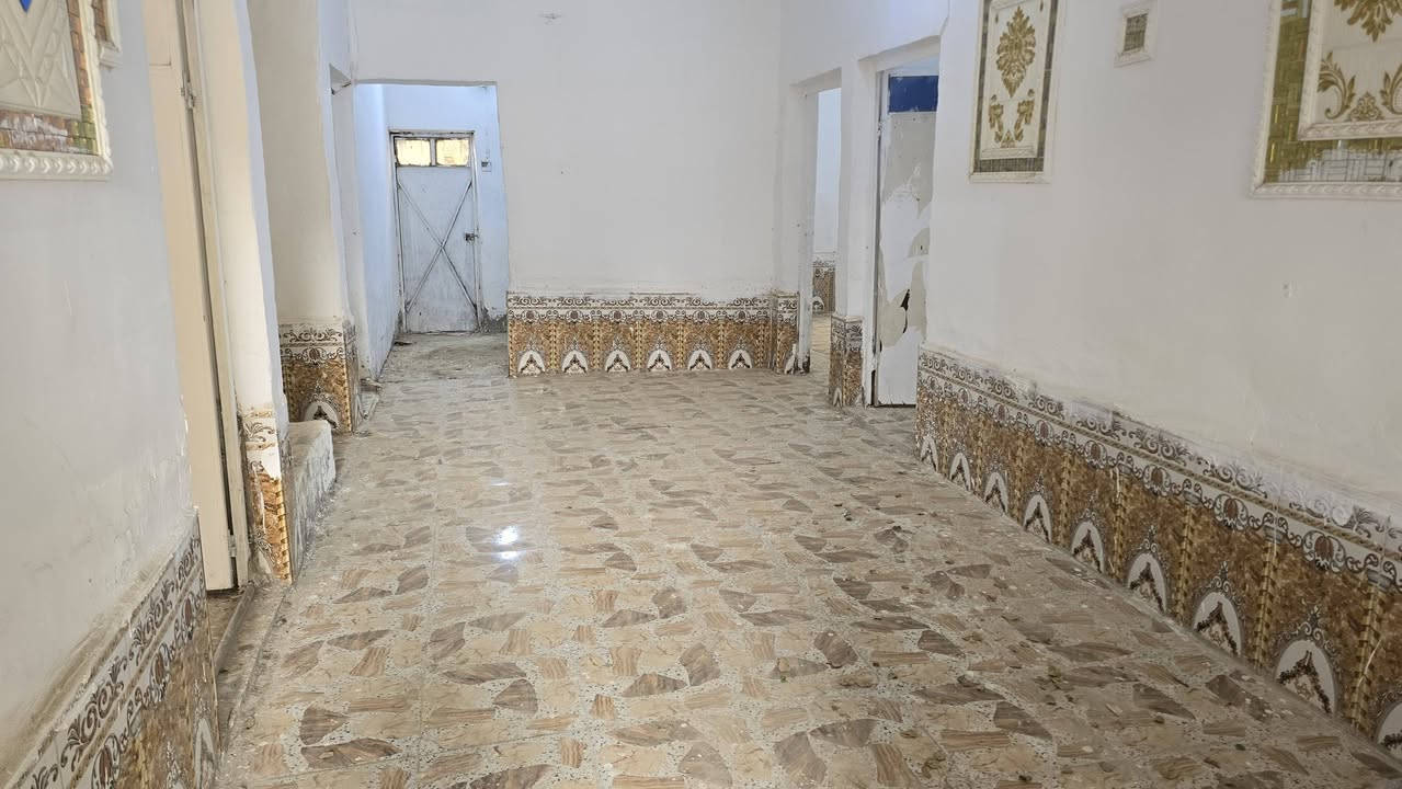 مقابل مطعم اجواد • ٢٧٠م • ٣ غرف