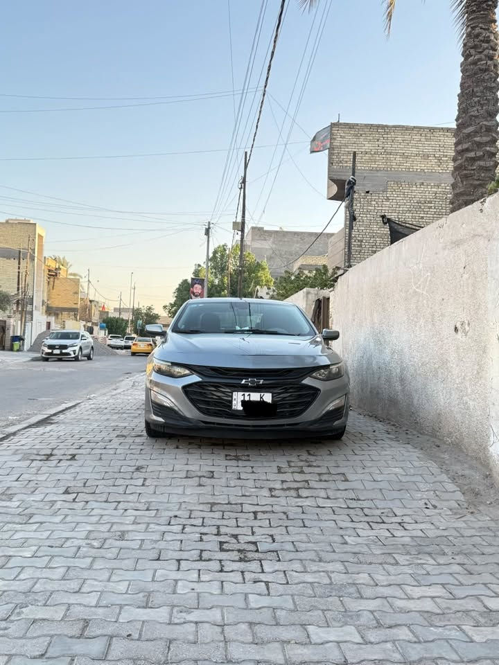 ماليبو 2023  بدون صبغ بيه كلير  امريكا نص جاملغ خلفي 
وبيه بارد بنيد وجاملغ ماشيه 57الف بسمي بغداد دولي 
سياره سعرها 100قفل قفل ماكو هيج سعر وبيهج نظافه
مستعجل عل بيع ***********
