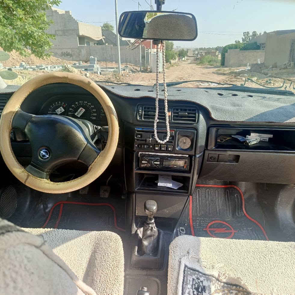 موديل ١٩٩٢ • محرك ٢٫٠ • بدون ضربة