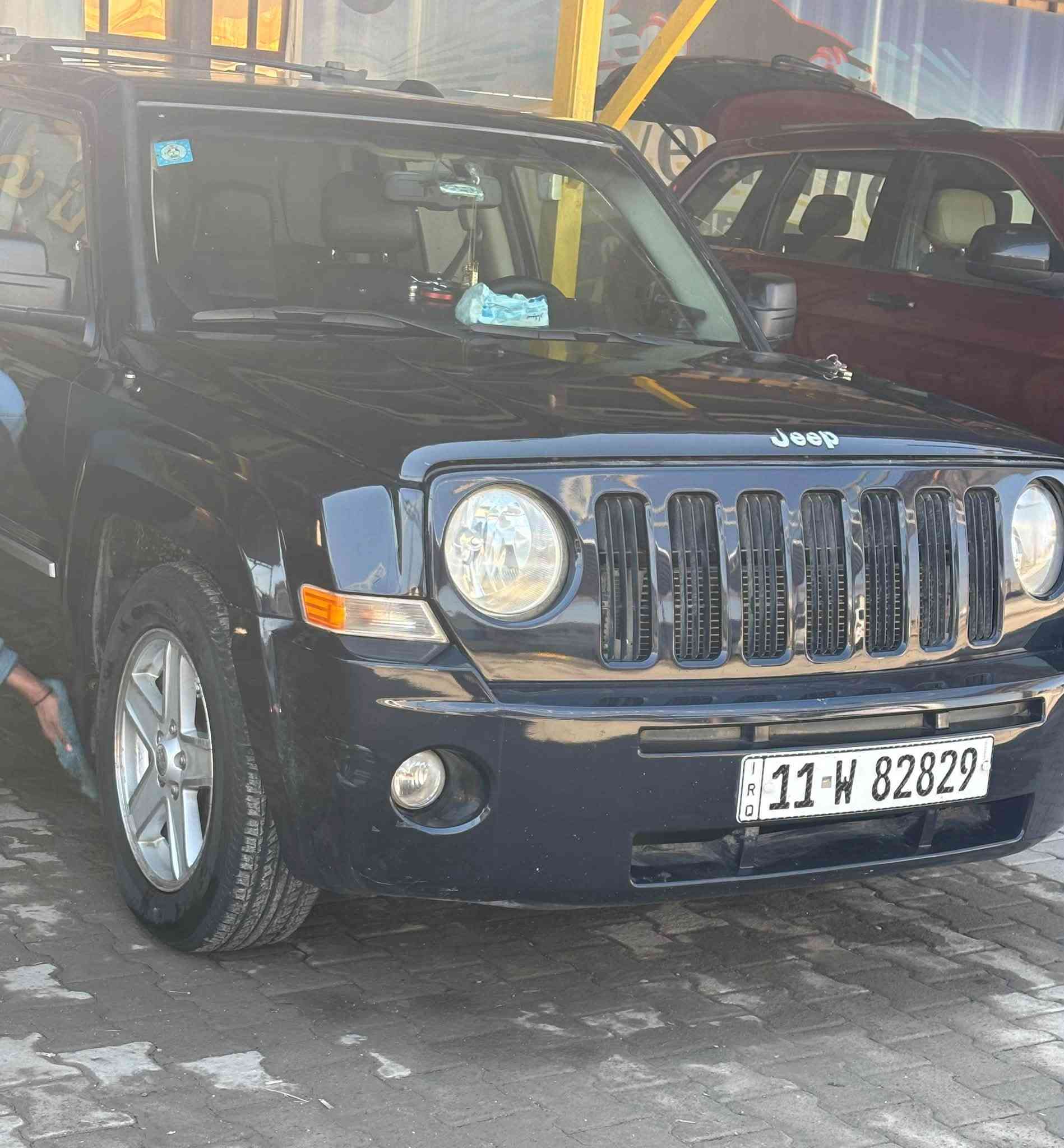 جيب باتريوت ٢٠١٠
بيها ٣ قطع 
مكفولة مكينة كير تبريد تحويل باسمي 
مراوس او بيع السعر ٨٠ وبيها مجال 
رقم الهاتف ***********
