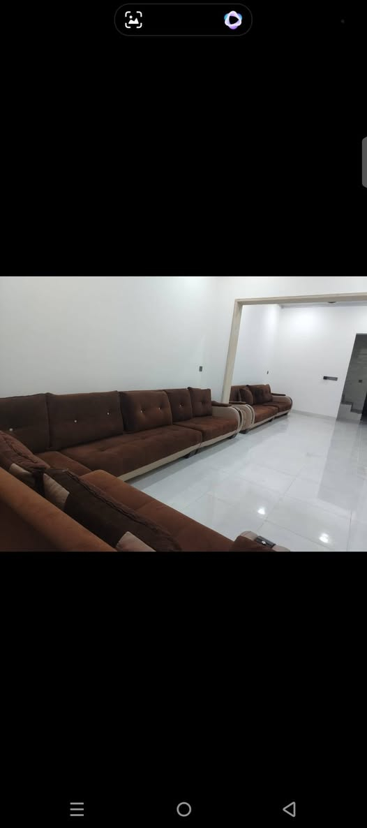 بيع مستعجل بيع مستعجل ديوان تركي تسعة أمتار بسعر مغري جدا ٢٢٥ ألف وبيه مجال العنوان موصل حي البكر قرب ملعب الامواج للاستفسار الاتصال عبر الرقم ***********
