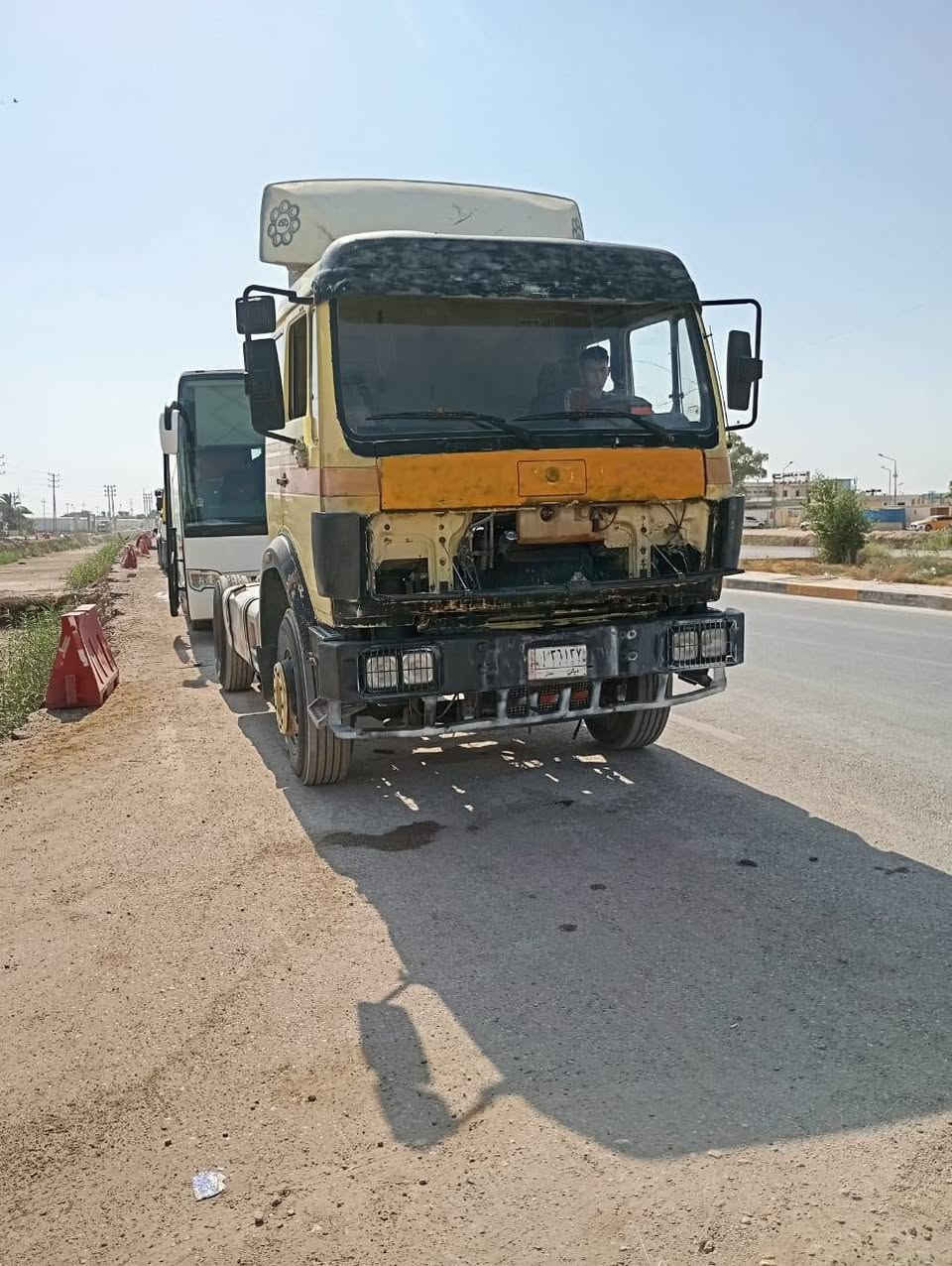 سلام عليكم سياره البي مديل 88 مكينه 28 بيهه بخار كير 190تخم تاير رقم :*********** مكلف بل نشر
