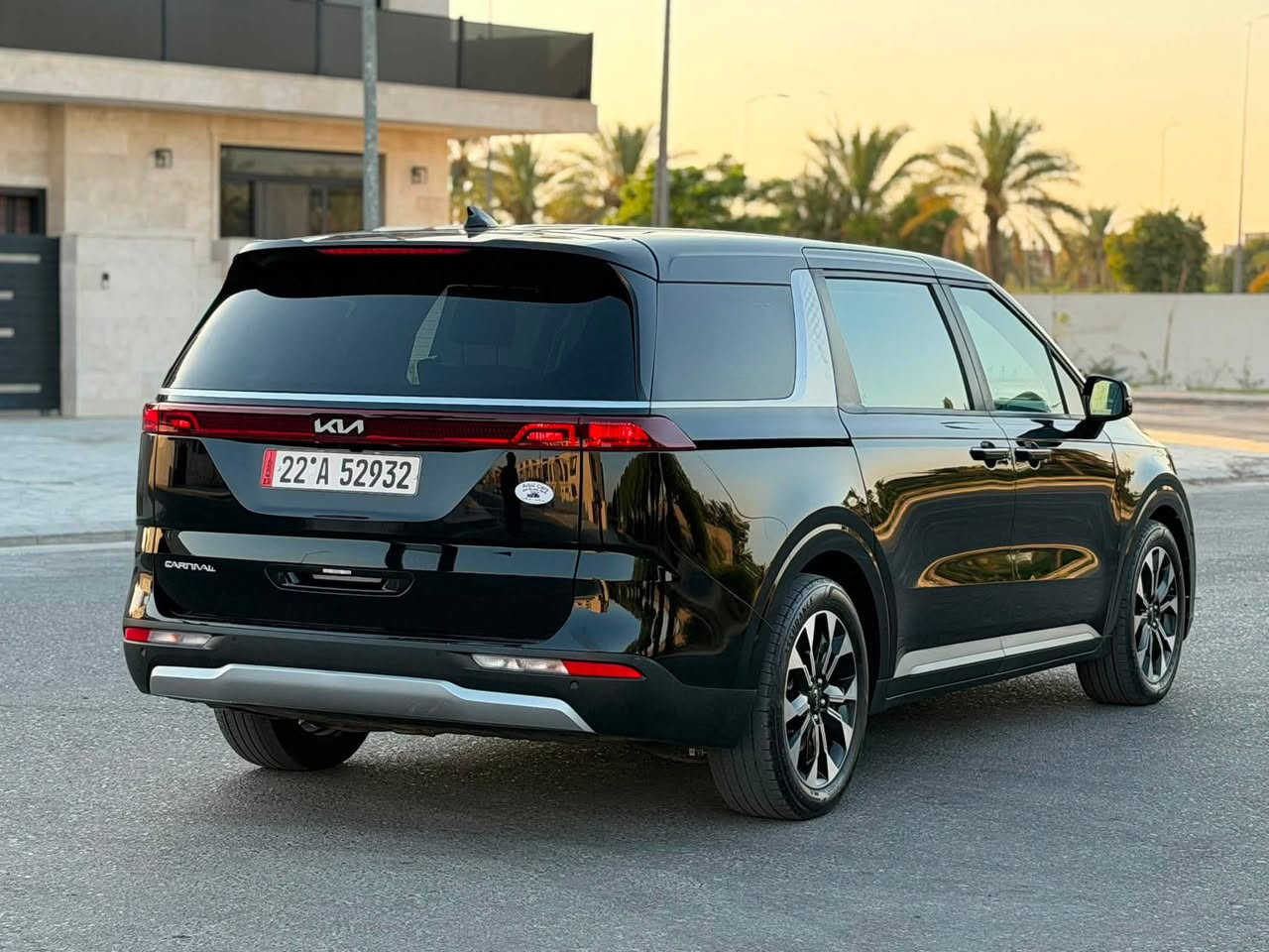 2024 KIA CARNIVAL, EX
للبيع كيا كرنفال وارد امريكي موديل 2024

حادث جاملغ امامي ايمن وربع البنيد سطحي

بجم بلادي على وضع الشركة رادتيرات تبريد وماء بلادي شواصي لغود مكفولة 

سعر 260 ورقة 

***********

سيارة فئة EX

حجم محرك 3500

بصمة تشغيل وابواب بصمة وتشغيل عن بعد 

كشنات جلد 

كشن كهرباء

بردات ابواب 

ابواب كهربائية مع صندوق كهرباء 

اشاير بالمري 

رادار نقطة عمياء تحديد مسار توقف ذاتي 

كامرة داخلي مع كامرة خلفي 

شاشة تاب حجم كبير 

تحكم تبريد شاشة لمس

تليفون شحن لاسلكي 

هاند بريك بصمة 

تبريد 3 قطع تحكم مركزي 

رقم اربيل أجرة ترقيم جديد دخول جديد 

مكان السيارة بغداد الكرخ قرب شارع مطار بغداد الدولي ***********
