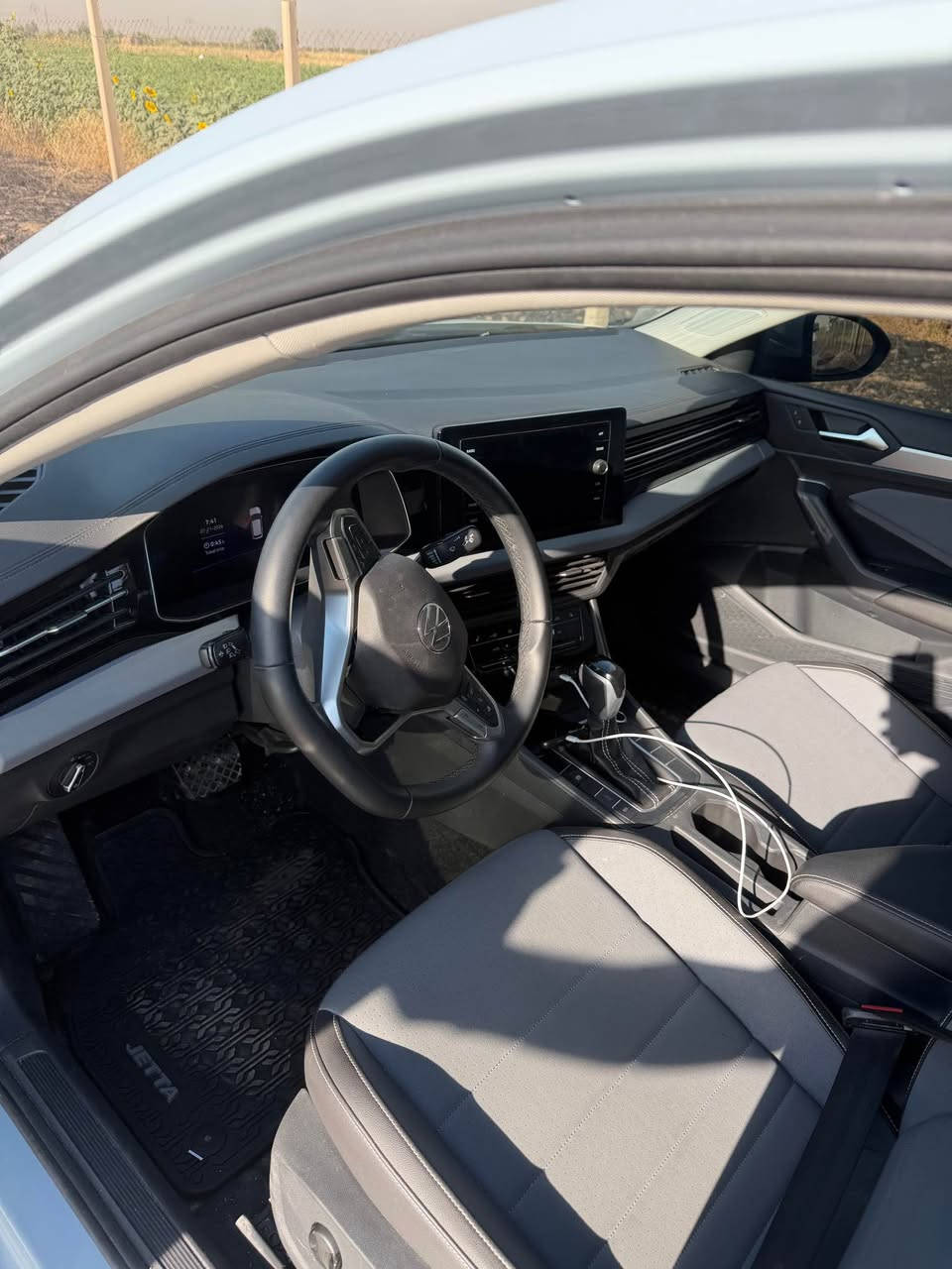 Jetta 2025 Se پانۆراما
بەس بۆنیت سبوغ بێ ژۆرێ
ارباگ سوکان و شان سیستەم
رەنگی سمۆک
7000mile رۆیشتوە
*********** أربيل, العراق
