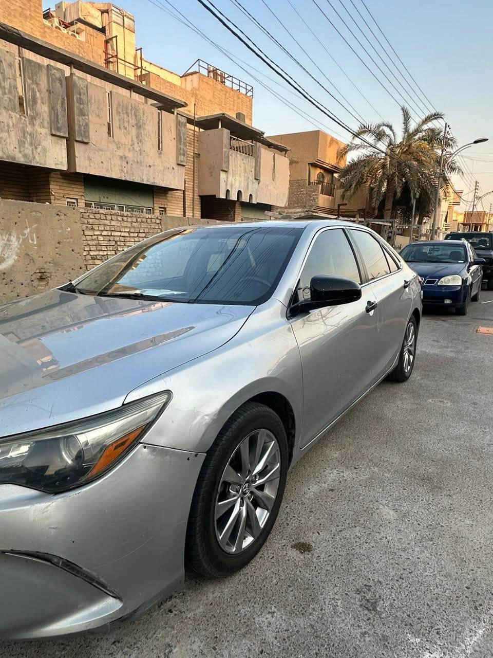 كامري XLE • ٢٠١٧ • رقم بغداد