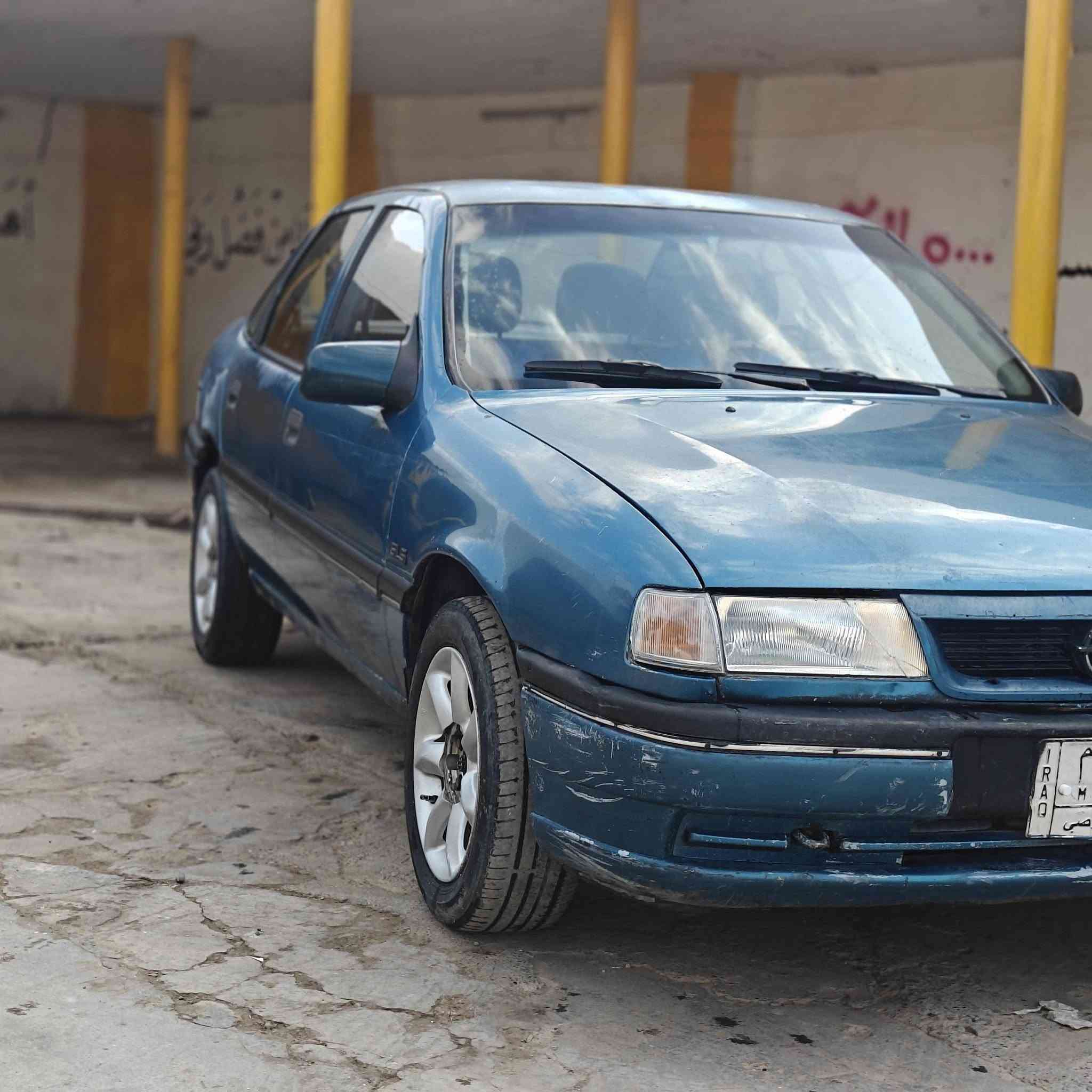 Opel Vectra 1993. اوبل فكترا 
//رجا اقرا النشور بعدها خابر ولاتسالني ع شي هوه مكتوب كدامك //
 رقم اصولي سنويا عاج منتهي سنه 2022شرط التحويل 
               بيه بطاقه بانزين 
حجم المحرك 2.0 
1محرك مثل الساعه لاصرف ولاتبخير 
2معمر الباور شغال بالشرط
3معمر صدر 
4شديت منظومة بريك ABS +دسكات +فلنجات 
5باتري جديد 
6بلكات جدد الاصلي+واير توصيل البلك هم جدد 
7نوزلات طخم كامل مال سوناتا المرغوب 
8ارفلو معير حتا ماتصرف بانزين صرف مابيها 
ا9لدشبول شغال 
10لايتات طخم كامل البلادي كلو جديد 
12دوشمه جديد 
السياره متعوب عليه وما تصرف عليه شي بس دير سلف 
السعر  علق ب تم أو شي يعجبك يوصلك ع خاص أو اتصال ع رقم   ***********   بي واتساب    وكل الهلا 
عنوان السياره ناحيه الزاب
