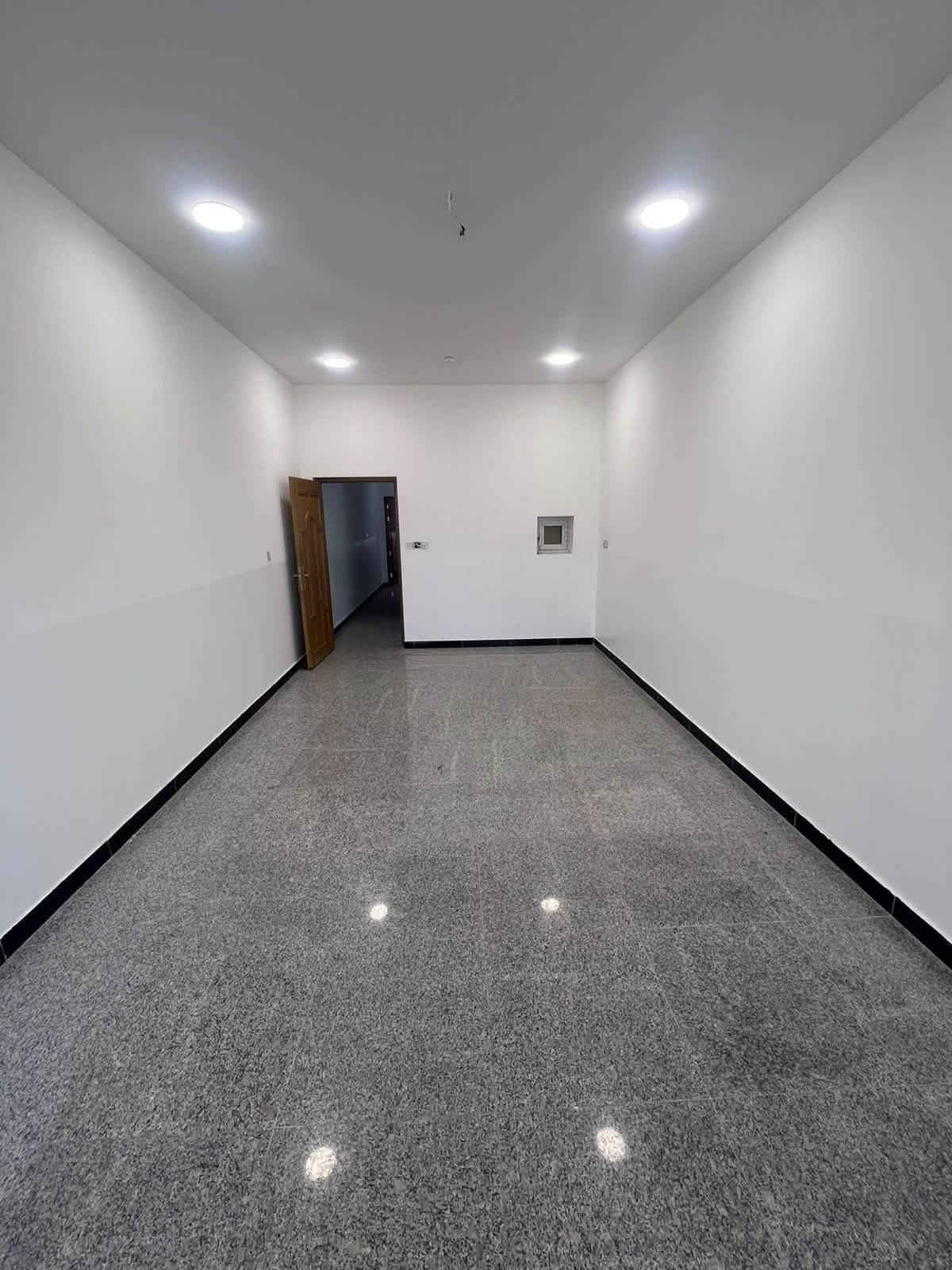 🏡 للإيجار – بيت سكني بمساحة 80م²
بيت مرتب ومناسب للسكن، يتكون من:
🔹 3 غرف نوم  
🔹 صالة  
🔹 مطبخ  
🔹 خدمات  

📞 للاستفسار والحجز:
مكتب المصطفى للاستثمار والتطوير العقاري  
***********
***********
#للإيجار #بيت_للإيجار #عقارات_بغداد #السيدية #عقارات_السيدية #عقارات_العراق #بغداد #الكرخ #مكتب_المصطفى #استثمار_عقاري #تطوير_عقاري
