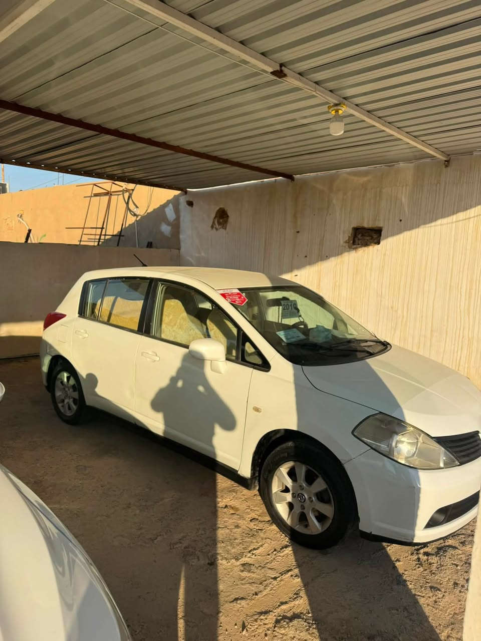 السلام عليكم
نيسان تيدا 
موديل2007
محرك1600
رقم بغداد
السيارة صبغ حزام 
سعرها68 ورقة وبيها مجال
مكان السيارة الانبار
للأستفسار الاتصال:
***********
***********
