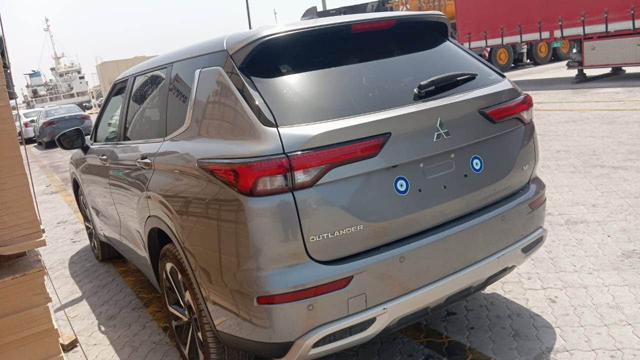 ئاوتلاندەر ٢٠٢٤ مواسفات SE دبل اکسل فوول فوول فقت پانۆراما نییە سندوق شفت ئاوێنە کارەبا شاشە کامیرە ٣٦٠ دەرەجە رادار ٣٦٠ دەرەجە فوول فوولە بەس ماشالله ی دەوێ سەیارەکە بەس بۆنیتی هەیە بێ ژۆرێ بێ ایرباگ ژمارە کاتیە ٩٠ رۆژی لەگەلە
*********** أربيل, العراق
