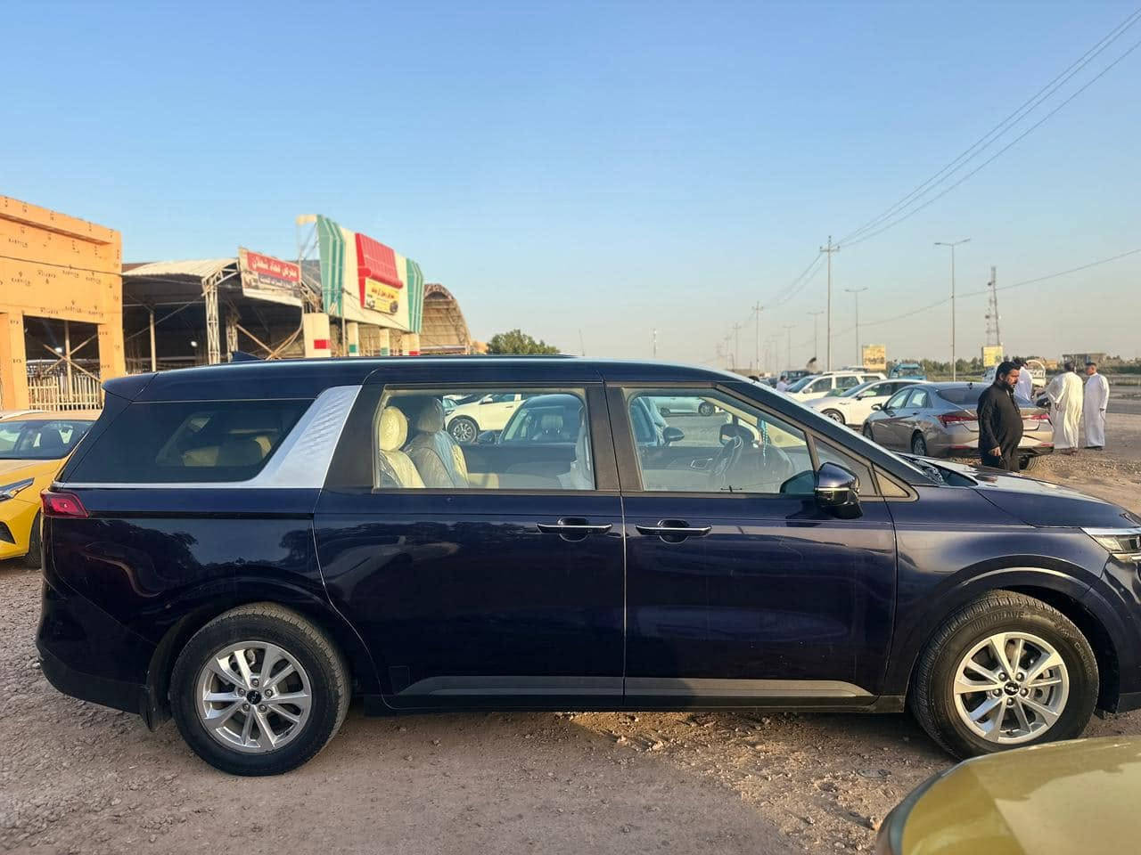 كيا كرنفال موديل 2024   7 راكب لون نيلي

محرك 6 سلندر : 3500 

رقم  مثنى شهداء وكالة عامة اقل سنة  

جاهزة السياره بدون نقص برغي 

عداد المشي :٤٦ ميل قابله للزيادة

مواصفات 
بصمة  
بصمة ابواب  

لايت عدسات زنون 

ابواب سلايد كهرباء 

كشنات جلد 

حساسات امامي خلفي وجانبي 

رادارات امامي وخلفي وجانبي 

سايد بريك اوتو كهرباء 

فول قياده ذاتية

فول تحكم ستيرن 

مخارج شحن وسطية وخلفية 

تحكم تبريد خلفي 

شاشه حجم كبير تدعم خرائط 
شحن لاسلكي 
السيارة حادثها جاملغ وبنيد ماعابر ابد على الفحص   
 
السعر ٢٤٥   نقدا حصرا وبيها مجال بسيط  لشراي مستعجل على البيع 

فقط بيع بدون مراوس 

استفسار : ***********
