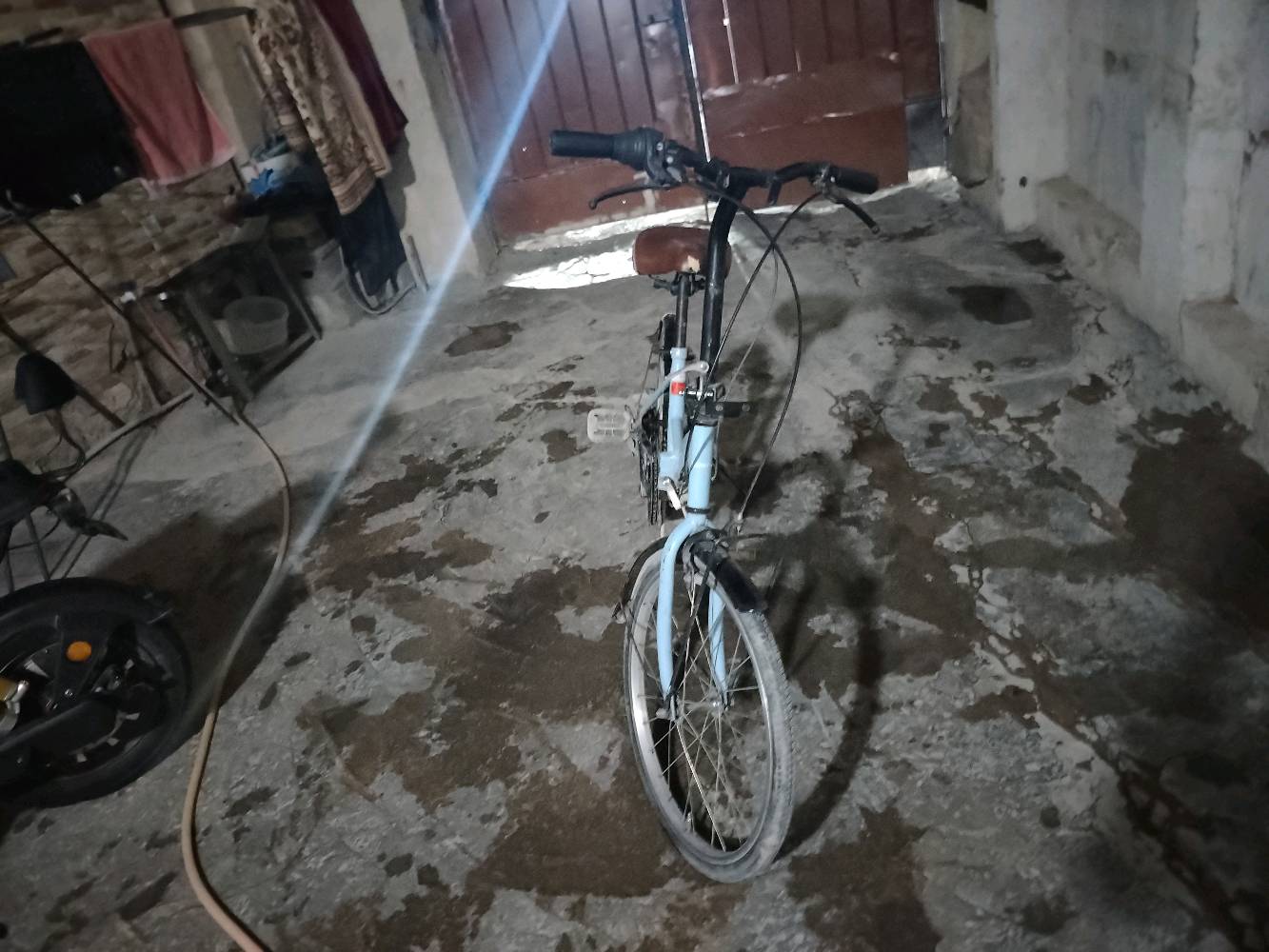 بايسكل للبيع ابو الطبكه ياباني كامل كلشي ما يرداله اخو الجديد استخدام 3اسابيع سعر 110وبي مجال عنوان بغداد حي الجهاد الالفين