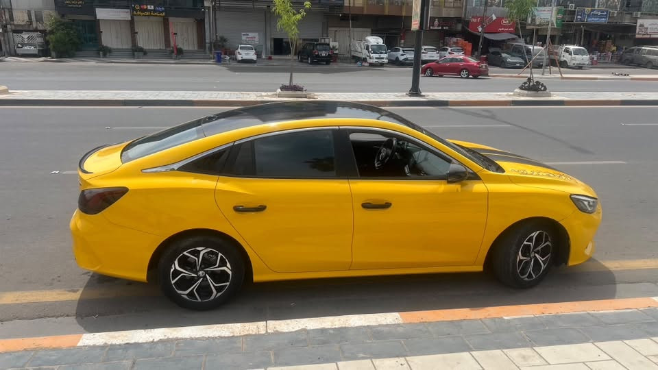 للبيع MG GT 2023 الخليجي مو الاستيراد الصيني
 
رقم اربيل

🚗 المواصفات:

•  الموديل: MG GT 2023

•  الممشى: 63,000 كم

•  المحرك: 1.5 لتر (1500 CC)

•  المحرك تنفس طبيعي وليس تيربو

•  ناقل حركة أوتوماتيك

•  اللون الخارجي: اصفر خصوصي

•  إضاءة أمامية LED

•  إضاءة خلفية LED

•  السيارة استخدام شخصي وحالتها جيدة

حالة السيارة:

السيارة طخهة ابو دراجة بالجاملغ الايمن وصار بيهة بارد وايضاً انطخت ببلوكة بالدوسة وتصلحت وانرشت على كدهة شي بسيط ماعدا بعض النگرشات من ورة حصى الطريق 

التواصل: ***********

السعر: 103
