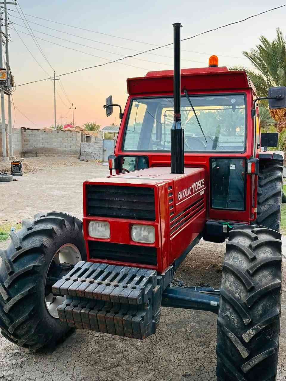 للبيع فيات نيهولند 110
فول مواصفات تكمه عريضه اكسن بارز
مكينه جديده مكفوله كفاله عامه 
للتصال ***********واتساب
للتصال ***********
مكان الديوانية قضاء السدير
