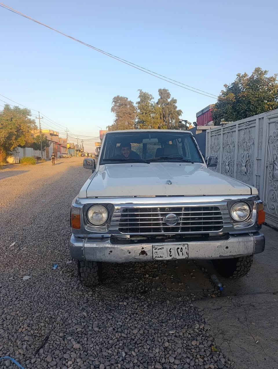 ئەمە پاتروڵە بۆ فرۆشتەن مودیل1988 چۆرە تایە باشە حەجیمی مەکینەی 4500 سیارەک بی عیبە مسروفی تی نی رقمی موبایل***********
