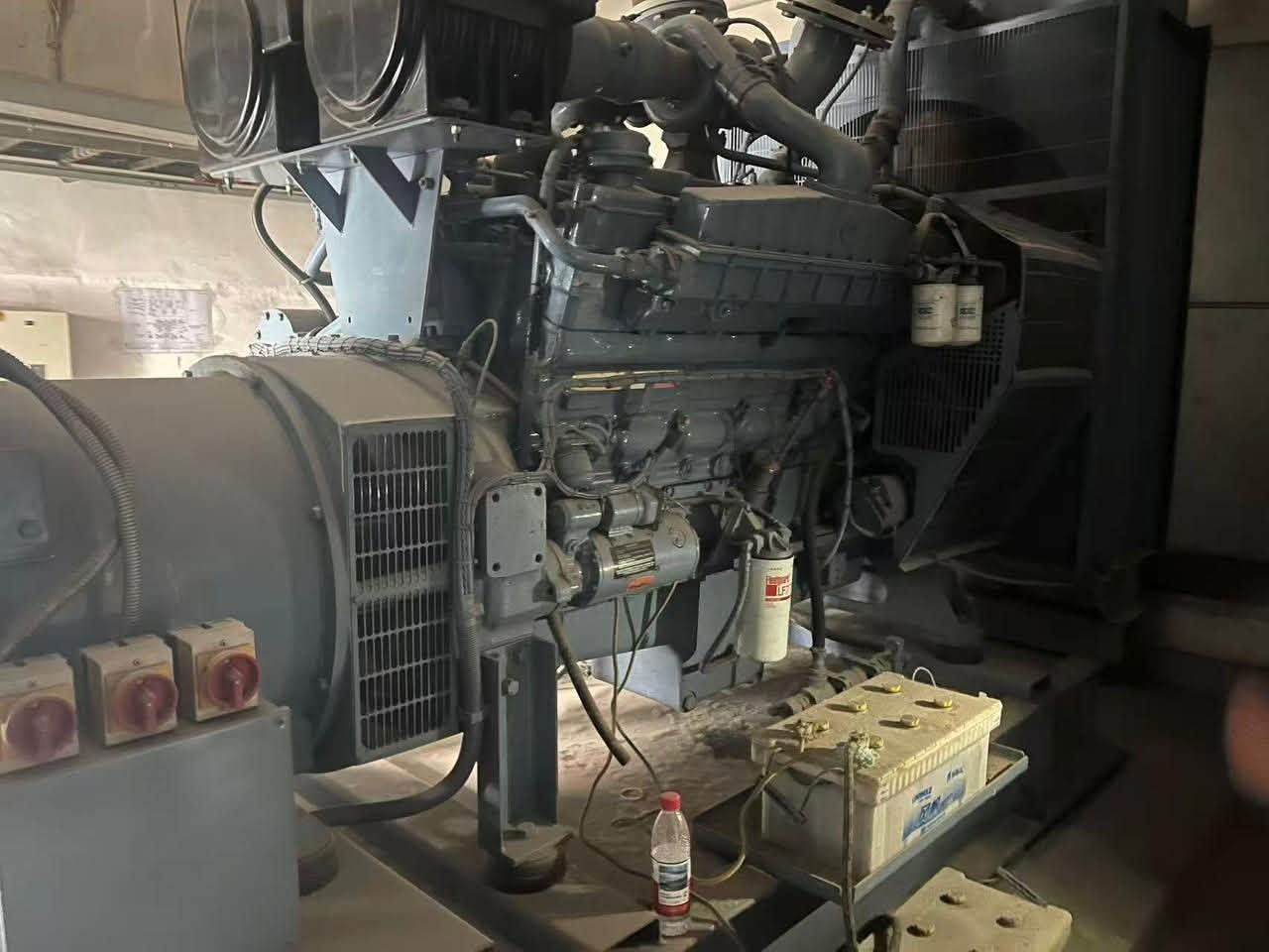 Cummins 5.5g5
700KVA
Zero hours 
***********
***********
