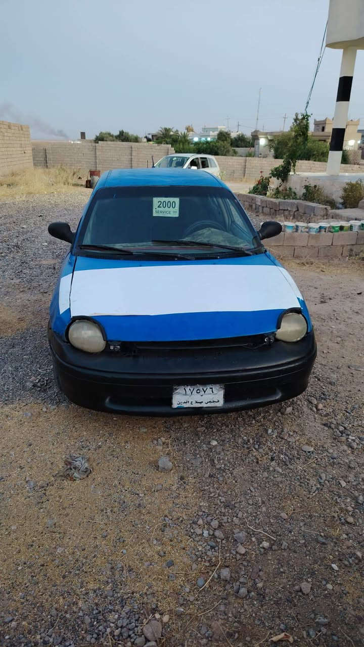 عندي  سياره کرایسلر نیون كير محرك ضفيره وعقل  جدد مال كورلا اربع تايرات جدد  داخله دشبول بطاين نضافه حيل وشرط قطاره مال بانزين ونشاط فول  السعر مليون 600وبيه مجال سعره مال ومحرك وكير سياره مال بيت ***********
