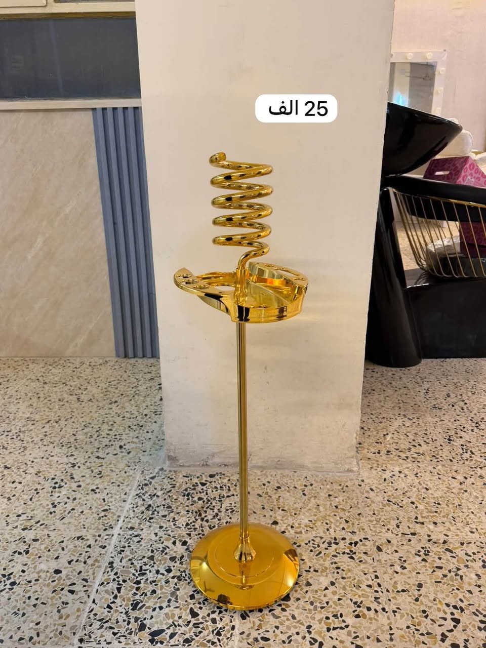 سلام عليكم 
مجموعة غراض للبيع جديد كلها ممستخدمة مع الوصولات موجودة
***********
