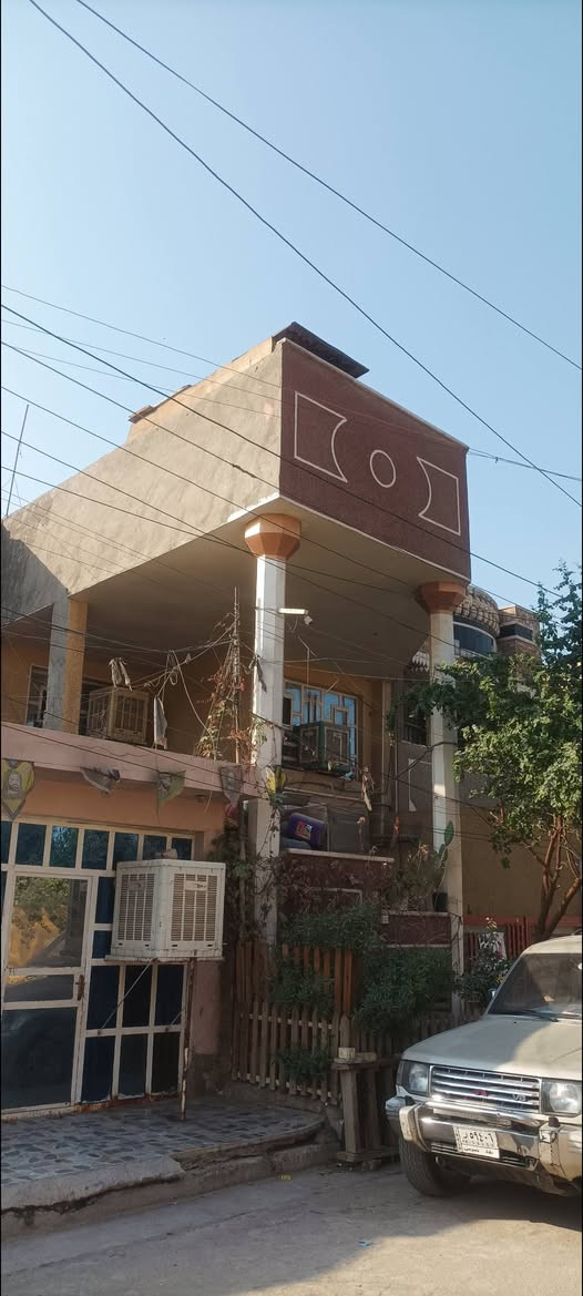 بيت للبيع المساحه 162 ونصف يحتوي على 5غرف نوم البيت مسلح دبل فاليوم
صابو صرف للتواصل هاتف ***********
*********** واتساب
