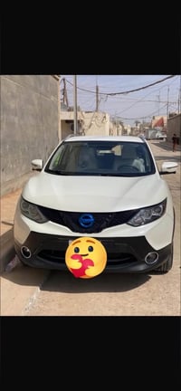نيسان روج سبورت ٢٠١٨ وارد امريكي حادثهة دعامية فقط  *رادار امامي تشغيل...