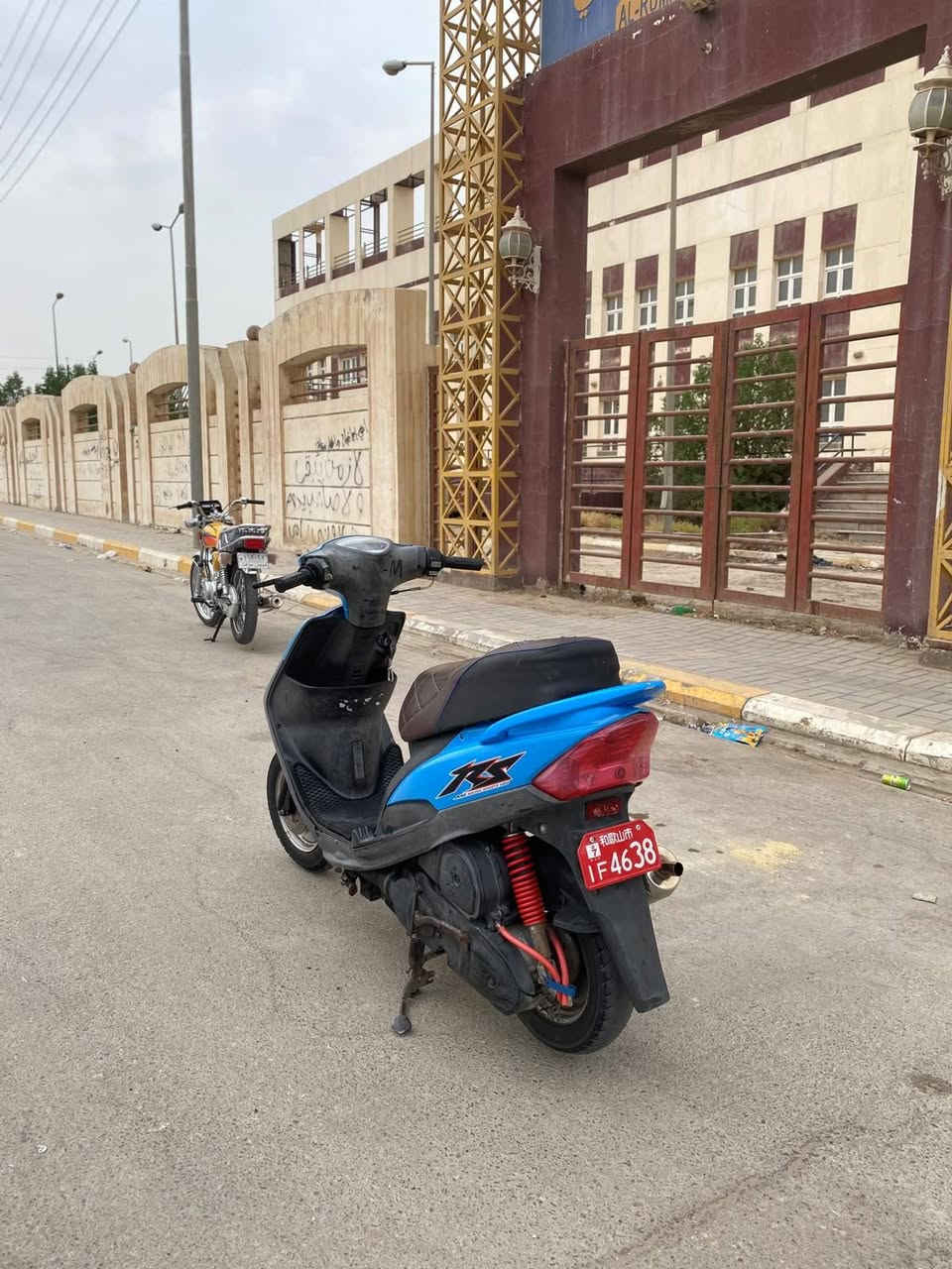 السلام عليكم
ماكس عدله للبيع دراجه نكره سلف مكينه مشروطه نضافه كدام عينك السعر 825 وبيهة مجال قليل مو شراي لاتعامل ولاتجيني  للاتصال ***********
