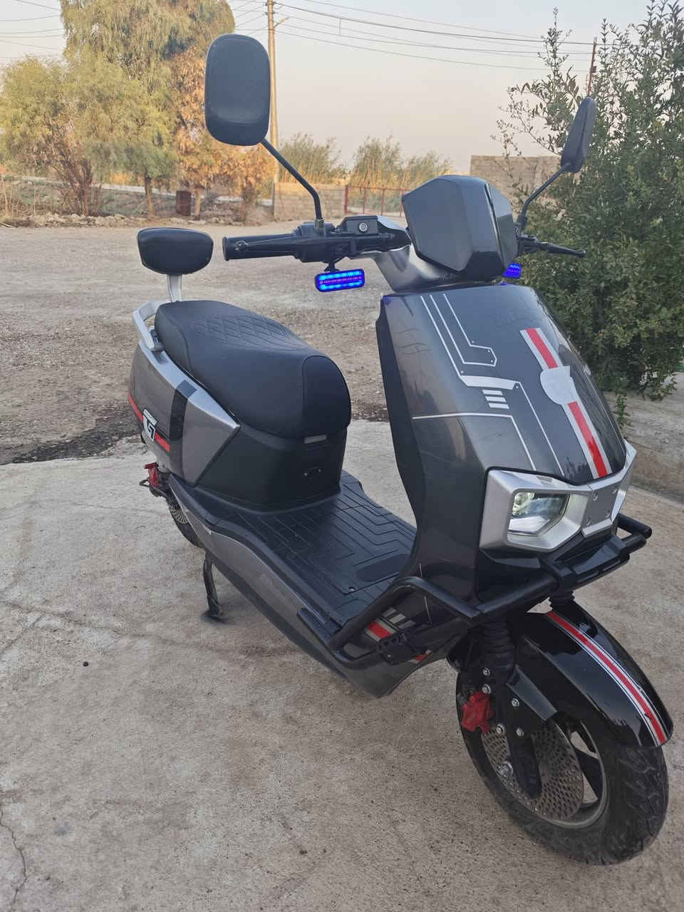 مستعمل 10 أشهر فقط نظام بريكABS دهن هدروليك فول مفول سعره 750 الف تواصل ***********. عنوان موصل سهل نينوى
