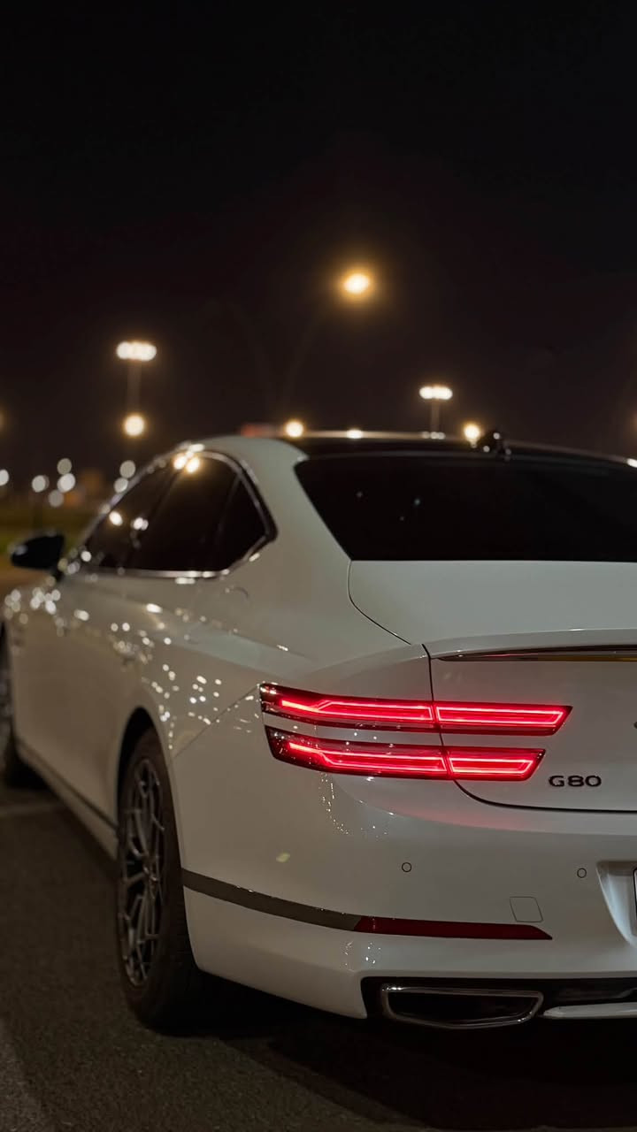جنسز G80 موديل 2023 محرك 2500T
🚗 Genesis G80 2023 2.5T
• المحرك: 2.5 لتر Turbo 4 سلندر
• القوة: 300 حصان
• العزم: 422 نيوتن.م
• ناقل الحركة: أوتوماتيك 8 سرعات
• الدفع: خلفي (RWD)
• المسافة المقطوعة (المسافة/الماشية): 30,000 كم
• 0–100 كم/س: تقريباً 5.7 ثانية
• السرعة القصوى: 250 كم/س تقريباً
• شاشات وأنظمة ترفيه متطورة ، أنظمة أمان ومساعدة للسائق ، رادارات 360 درجة
• مقاعد جلدية وتجهيزات فخمة (داخلية بيج مميزة)
• السيارة مغلفة بالكامل بنظام حماية (PPF) مع ضمان 10 سنوات
السيارة كلين تقرير بدون حادث ، بيها ضربة بسيطة جداً بالجاملغ راجعة (PDR) ومكحلة كارت فقط
السعر 310 (3 شدات و10 أوراق) وبيها مجال
العنوان البصرة - القبلة - حي المهندسين
للتواصل خاص أو
***********
