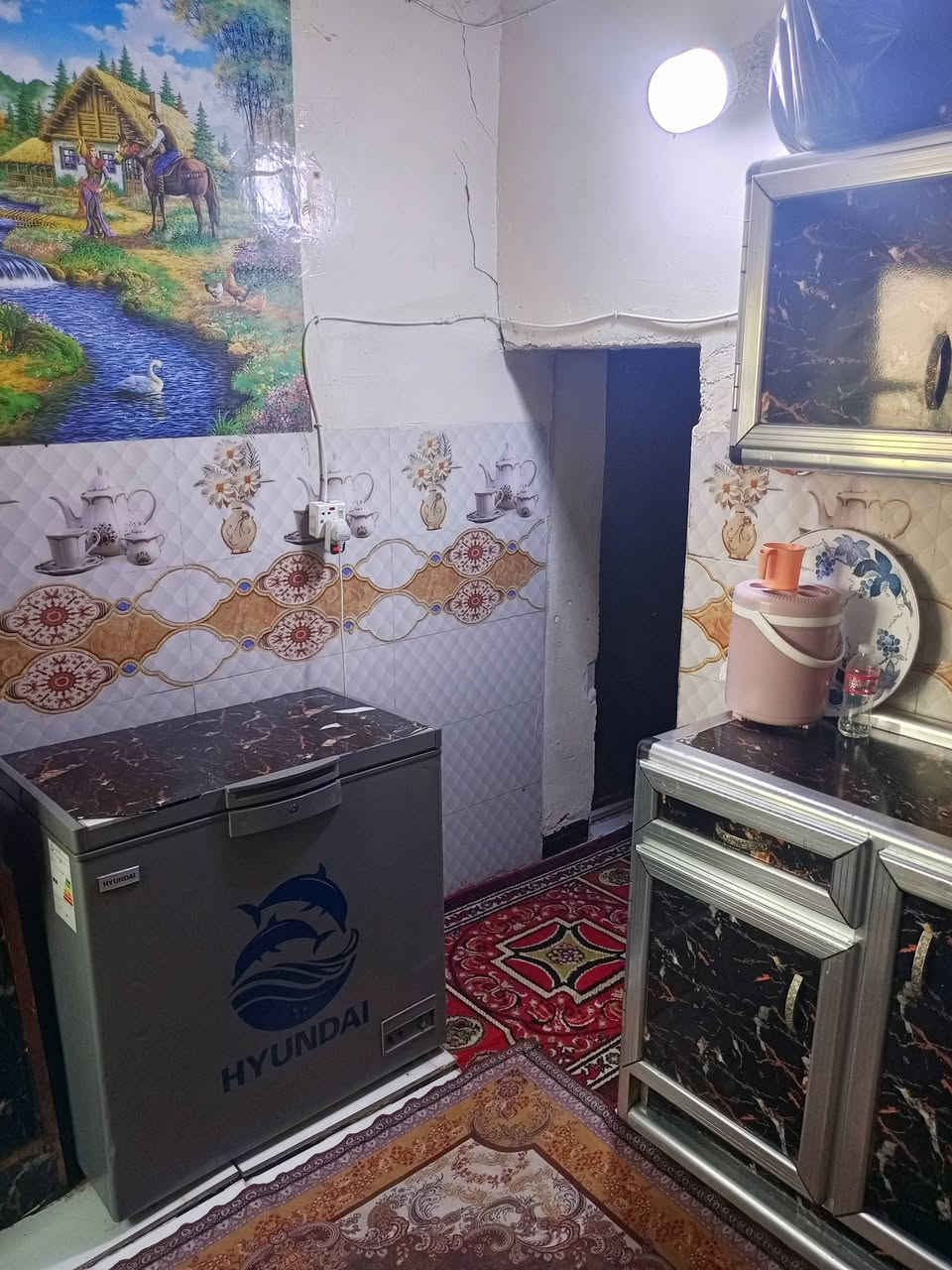بيت تجاوز للبيع بالزعفرانيه قرب شقق سعيده مكان ممتاز كهرباء 3 فيز وماء وجميع الخدمات قريبه من أسواق ومدارس ومراكز صحية متكون من
طرمه صغيره 
هول
صاله صغيره 
غرف نوم عدد 3 
مطبخ 
وحمام 
وترك خلفي كبير 
للاتصال على الرقم بيه واتساب ***********
