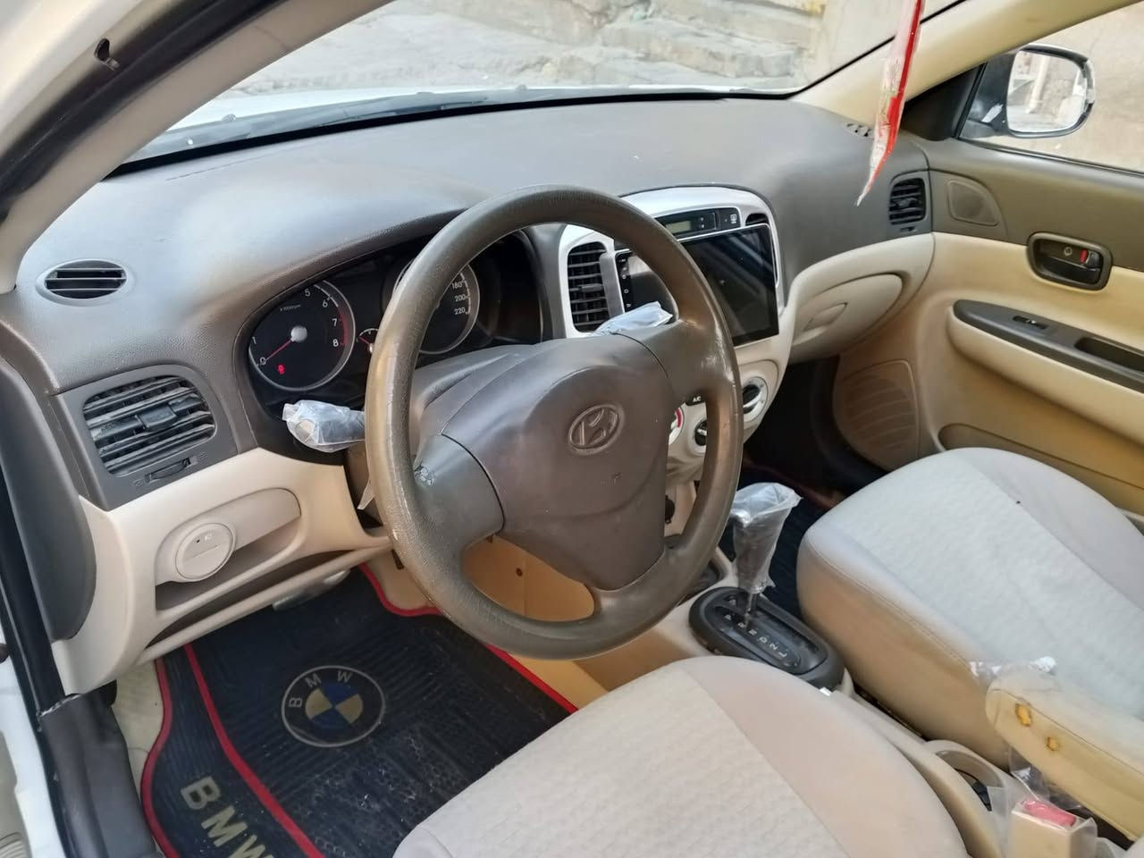 اكسنت موديل 2011 خليجي رقم بصره دولي مكفوله كفالة عامه من الضربه والتبديل ولصبغ ماعده شبر بل بنيد مكينه 1600 كير كفالة حداده طوبه تخم تاير جديد تبريد ثلج السعر 83 وبي مجال مكان السياره البصره الحيانيه شارع السيد رقم الهاتف ***********
