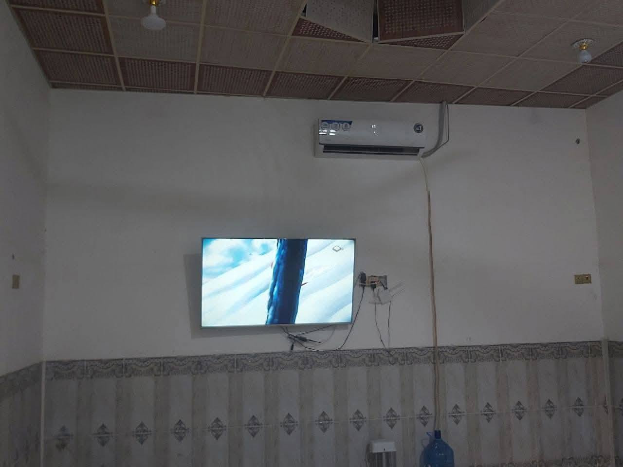 بيت وقف للبيع غير مسجل
قضاء ابي الخصيب طريق الصحراء شارع جامع السيد الشهداء مساحة ٢٠٠م 
متكون من  غرفتين /
ديوانية/ وصالة /ومطبخ حار وبارد/وصحيات داخلية وخارجية/

 
للتواصل معي واتساب 

 ***********
***********
