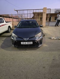 كورلا XLE • ٢٠١٧ • بدون صبغ