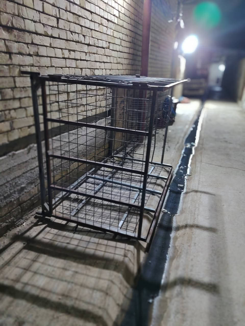 السلام عليكم محجر ستوته دايوان كامل ماعوزه شي السعر 80 وبي مجال بغداد المعامل ***********
