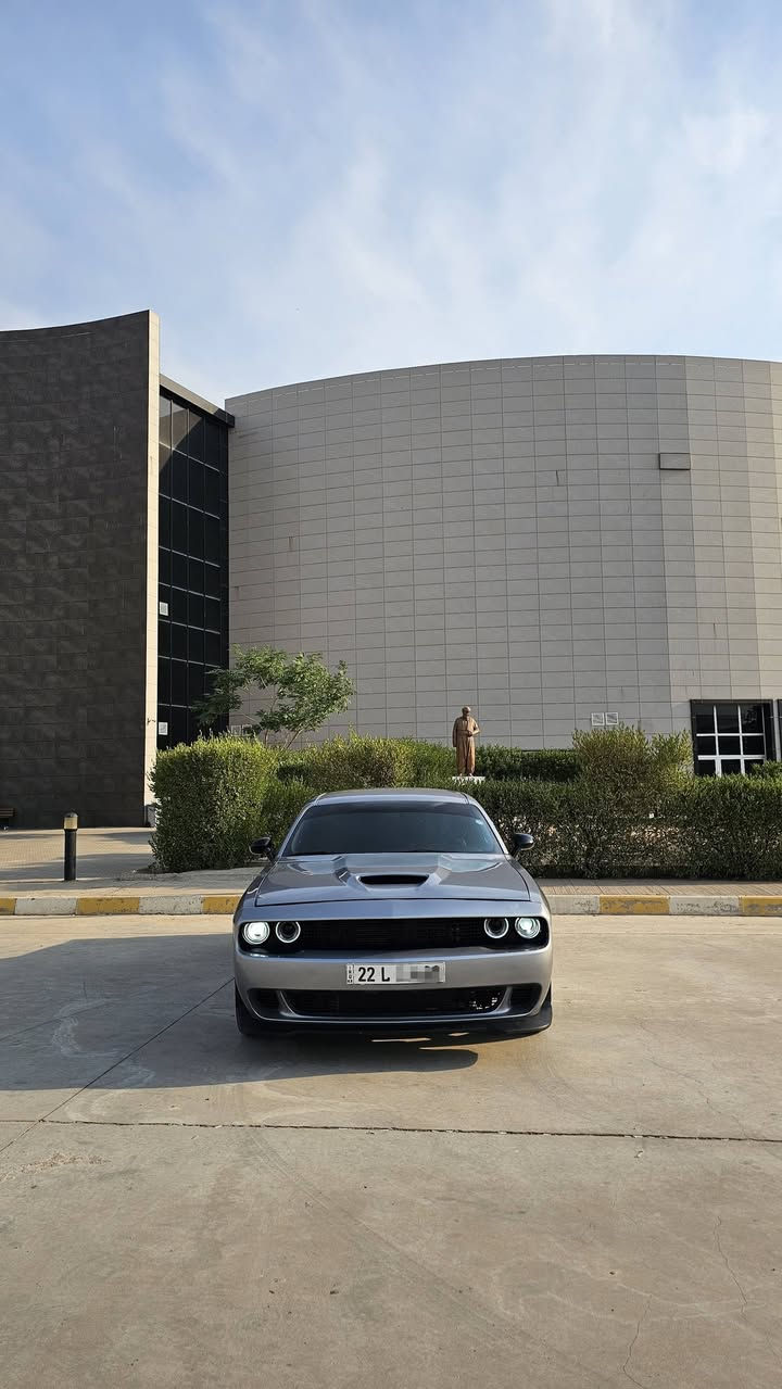 دوج جالنجر للبيع
موديل 2016 
مواصفات sxt معروفه 
محرك 3.6/V6
شاشه جبيره
ويل رايلي 
بجم gt
لايت زينون
ممشى 104 الف
السياره رقم اربيل الدولي الجديد 
سنويه جديده ل 2030
كير ومحرك بشرط
شرط التحويل 
بيها ثلاث قطع صبغ فقط
مكان السياره كركوك 
السعر 128 
للتواصل ***********
