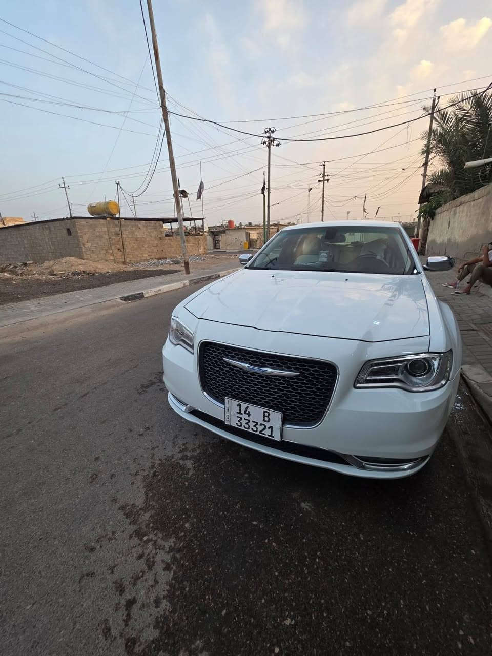سلام عليكم اوبامه وارد امريكي حادثه جاملغ مبدل والبنيد نفسه مصلح صور حادثه موجوده بلنشر باقي كفاله من كلشي سياره مال بيت مامشتغله رقم بصره جديد تحويل ماشيه 97  سعره 220 وبيه للشراي للإستفسار *********** والله العظيم مكلف بلنشر مو الي مكان سياره البصره القبله
