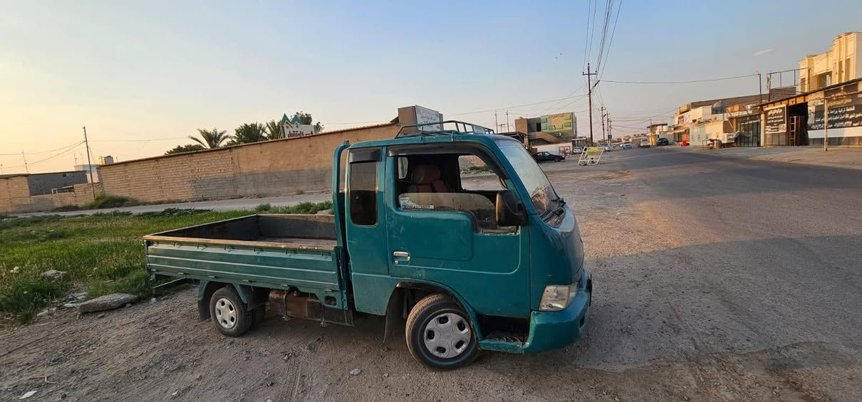 سامسونك ٩٩ مكينه وكير وشاصي ورقم شاصي كفاله مصبوغه احزام صدرها شويه تعبان رقم انبار سنويه ل ٢٧ مشروع وطني سعرها ٤٢ مكانها رمادي ***********
