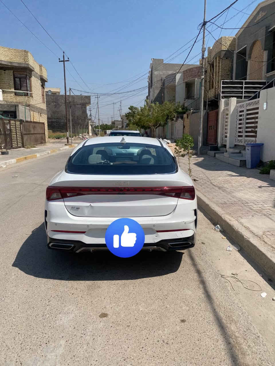 السلام عليكم عندي كي فايف خليجي 2022السياره مكفوله من الصبغ والحادث بيع او مراوس سعرها 190وبيها مجال مكاني المحموديه الأتصال ***********
