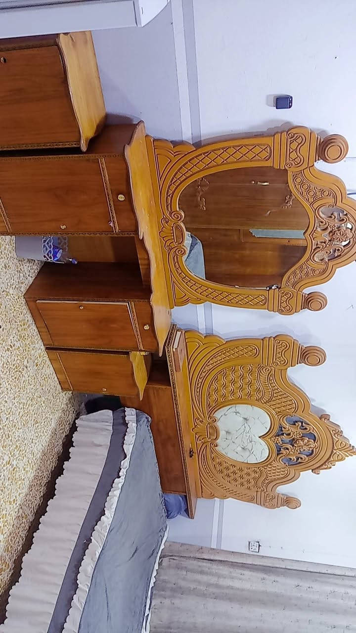 غرفه البيع شغل عرقي
مكان النجف كوفه السعر 600 وبيه مجال 
رقم جهاز  *********** بي وتساب هذ  بعدهي جديه صاله 6 شهر
