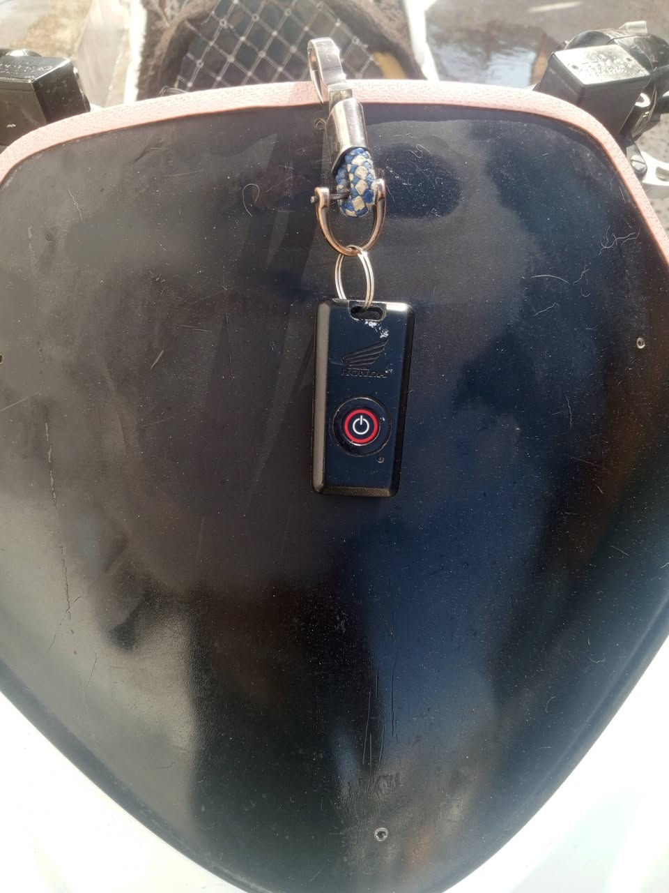 دراجه فورزا للبيع 08 دراجه اي عيب ما بي كهرباء شغال سعر 500 بمجال بصمه شغال‏‪***********‬‏
