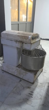 عجانه • استخدام قليل • البصرة