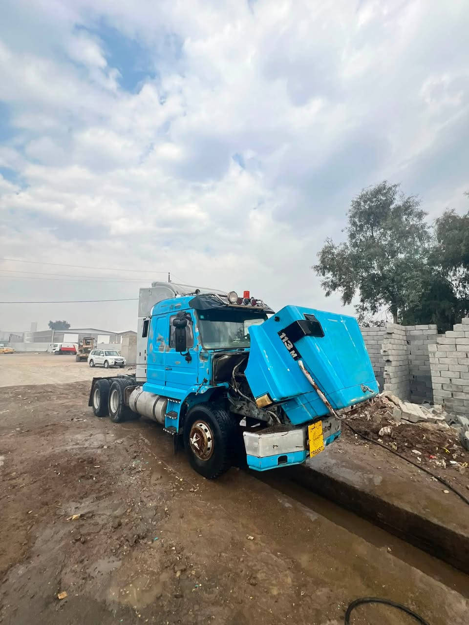 سلام عليكم ……👍
سكانيا  113 موديل 1980……..💯

كير VOLVO 3+3……….💯

مكينة 113كورين ……….

مرسمة جناب متحركة 3محاور …..💯

رقم بغداد الجديد  3لوحات 

السعر 150 وبيها مجال 

       

        ☎️***********☎️واتس اب.

