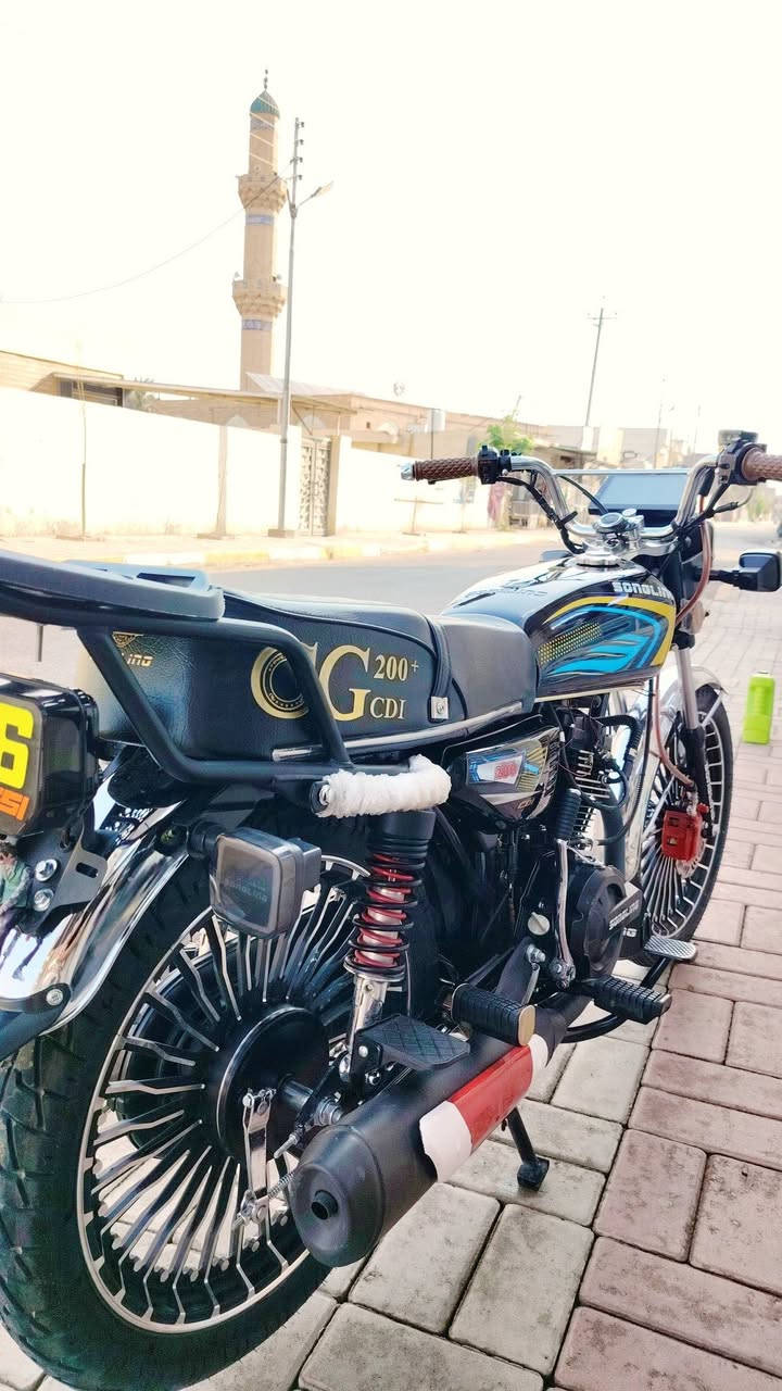 بسم الله مكلف بنشر
دراجه سونك
محرك 200cc
جواكيج وليس ضاغطه وزنجبل
موديل 2026
ماشيه 3000بعدها زيرو
نضافه فولل محرك مكفول
كشر مكفول دراجه مكفوله كفاله عامه
شاشه شغاله اشاير دبل اشاره مكفوله
بصمات ثنين سويجات ثنين 
سعر 1000مليون وبيها مجال كلش بسيط
*********** واتساب وخط
