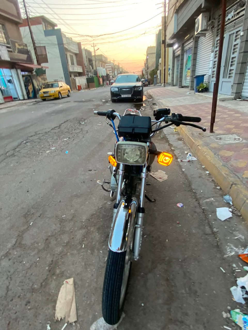 دراجه إيراني للبيع سونك موديل ٢٠٢٢ كهربائيات شغال ٥كير سلف وهندر شغالات بيها فقط اول ماشغلها شوي تذب دخان وتوكف وماعليها اي شي مكفوله من السرقه الدراجه باتري جديد السعر٤٢٥وبيها مجال شراي يتصل ***********
