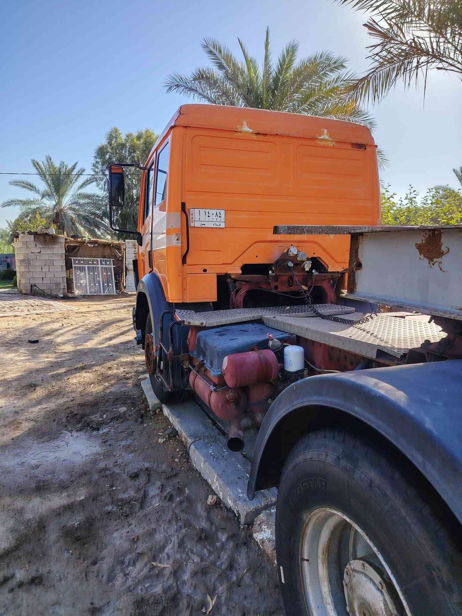 للبيع  لودر البي كرواتي موديل 93 محرك 8سلندر مكفول تخم تاير رقم كربلاء بسمي تحويل مباشر  مكانه كربلاء ***********
