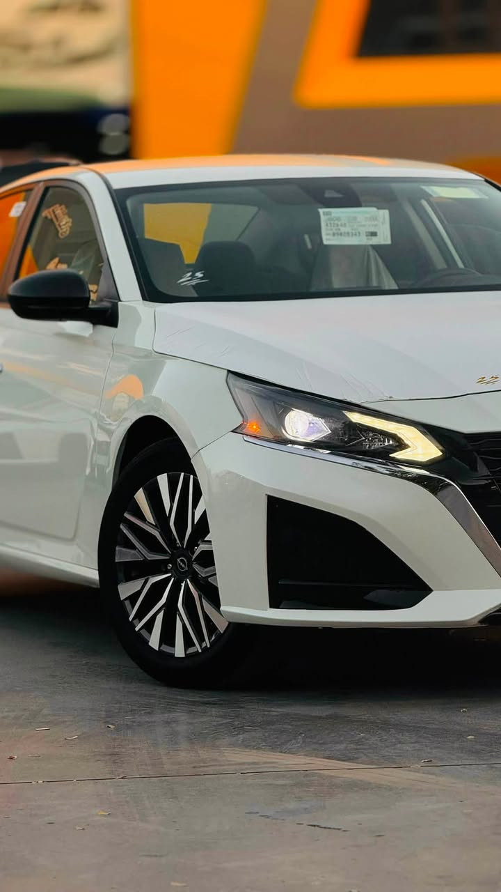 صور حادث موجود بدون دواخل 🔥
.
Nissan Altima 2025 
.
مواصفات SV
.
حادثە دعامیە بس فحصنا و طلع جاملغ و باب کلیر امریکا ، رقم الشاصی،
TN4BL4DV4SN30599
.
سعر السیارە بس ١٦٤ ورقە 
.
*********** 
.
سیارە کاتی 
.
مکان سیارە کلار 

.
