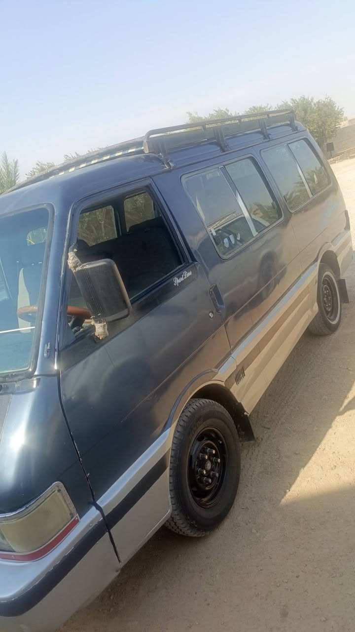 السلام عليكم كيا بسته للبيع موديل 93 تريد تحويل تريد وكاله محرك كير جديد46 ورقه رقم ***********
